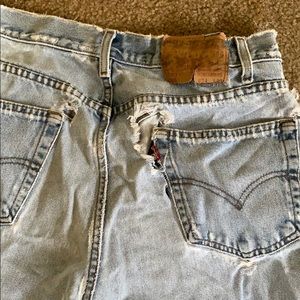 Naturally tattered men’s Levi’s. W 34 L 30